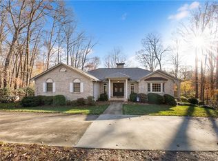 209 Comanche Trl, Lexington, NC 27295
