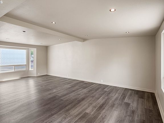 5th image of 3786 Kevington Ave