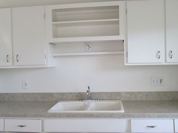 Plenty of Storage in Updated Kitchen