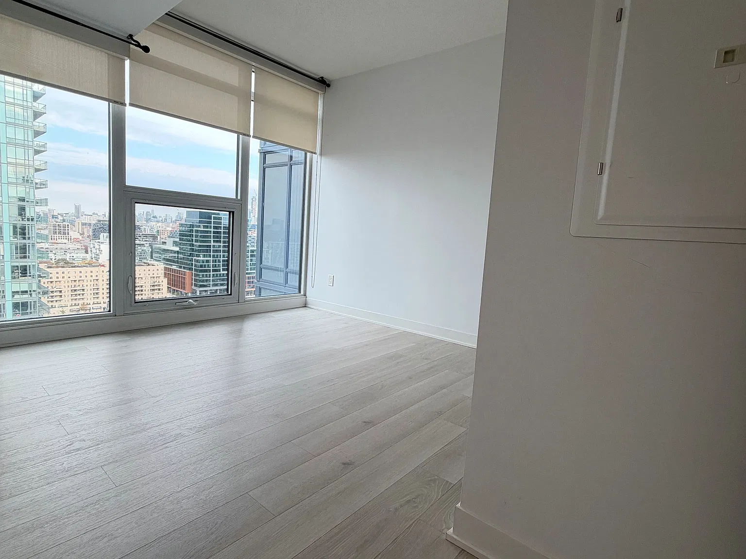 1 bed, $2,350 — Photo 3