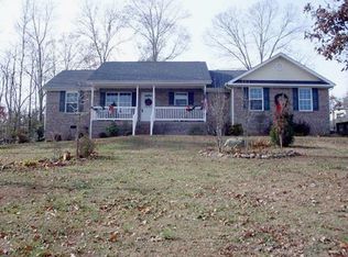 1176 Pendall Ln, Soddy Daisy, TN 37379
