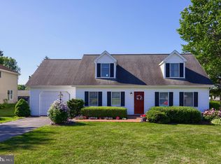 8 Village Sq, Willow Street, PA