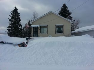 42 Senter St, Ahmeek, MI 49901