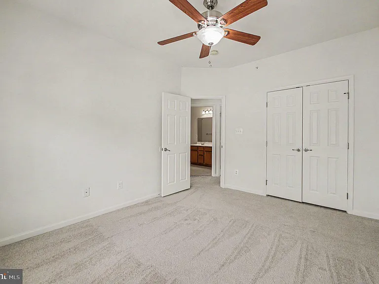 15131 Leicestershire St — Photo 17