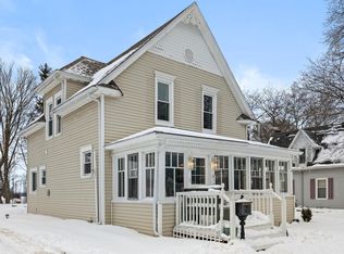 614 W Cass St, Greenville, MI 48838