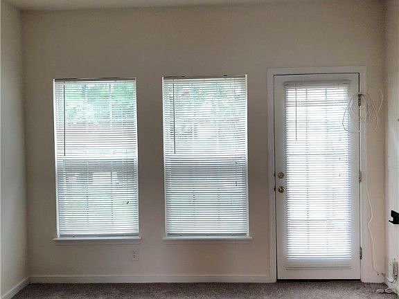 5th image of 1525 Olde Sage Ct