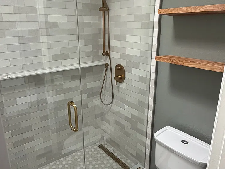 1830 Colby Ave #7 — Photo 18