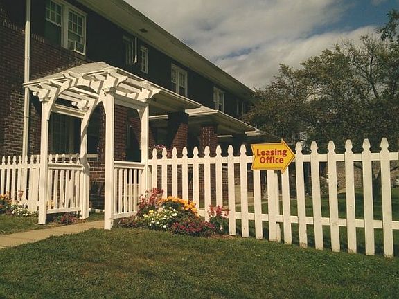 4th image of 2419 Shelby St #31