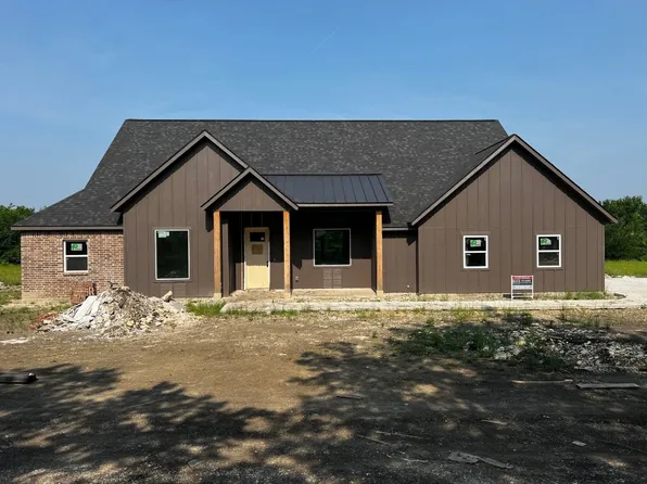 381 County Road 4945, Leonard, TX 75452