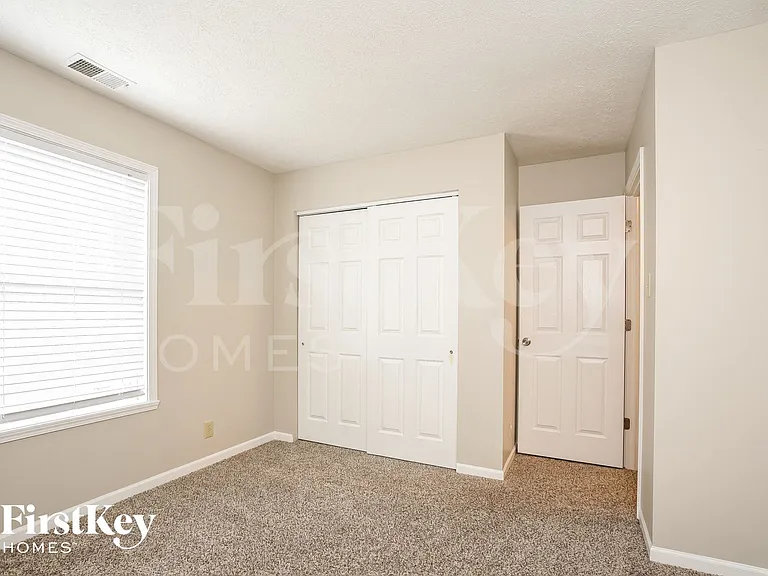 10794 Brixton Ln — Photo 12