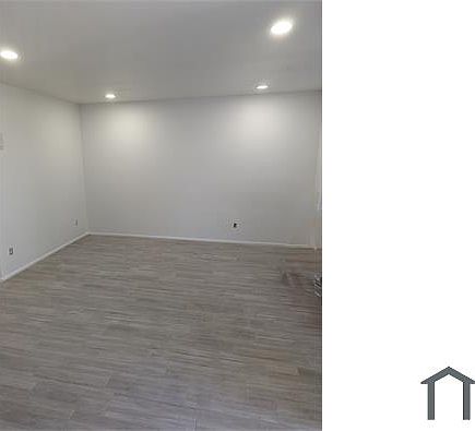 4th image of 7801 N 44th Dr Unit 1038