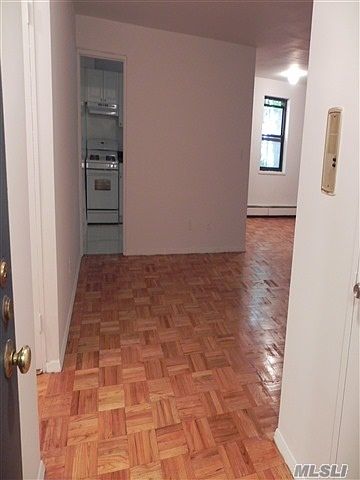 1st image of 25 Park Pl APT 1d