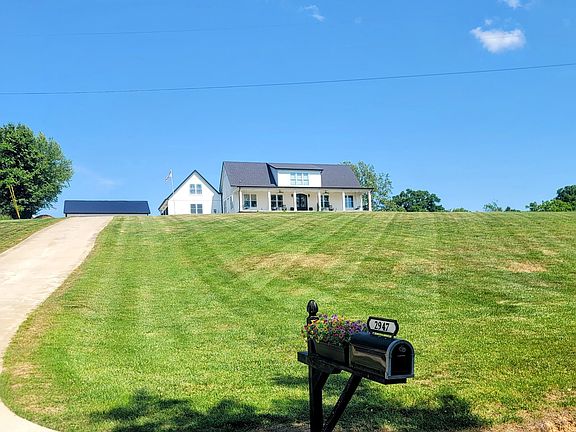 2nd image of 2947 Ellis Rd