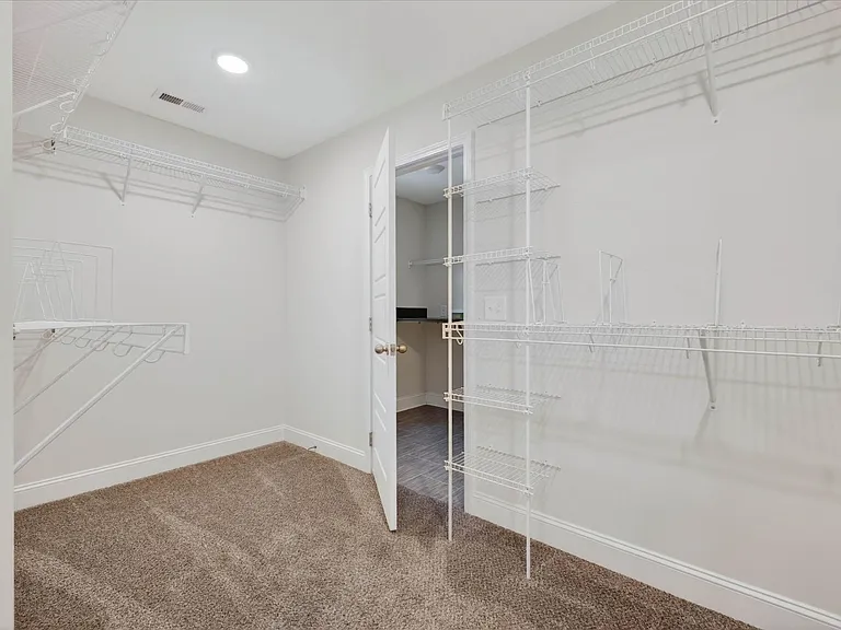 1437 Citadel Dr — Photo 29