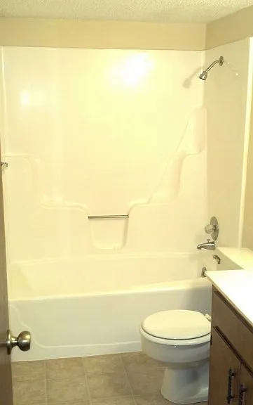 2200-2202 S Lori Ln — Photo 13