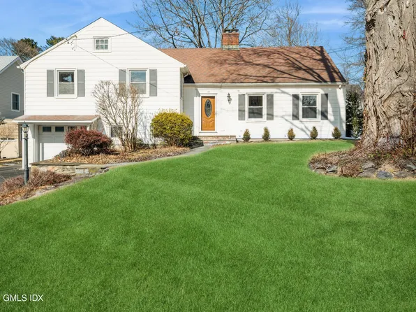19 Bayside Ter, Riverside, CT 06878