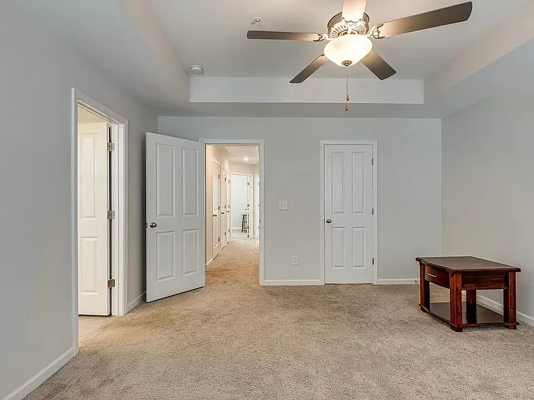 204 Kinsale Dr — Photo 14