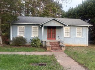 198 Cricket Clubhouse Rd, North Wilkesboro, NC 28659