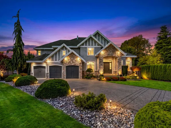 15296 57th Ave, Surrey, BC V3S 8R5