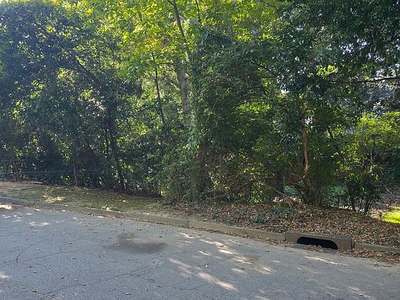 4th image of 0 Walthall Ct NW