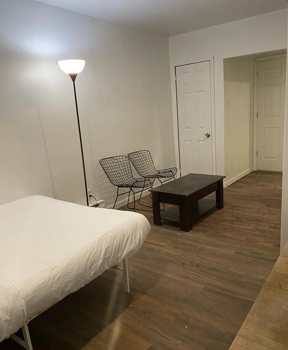 Studio, 180 sqft, $650 — Photo 3