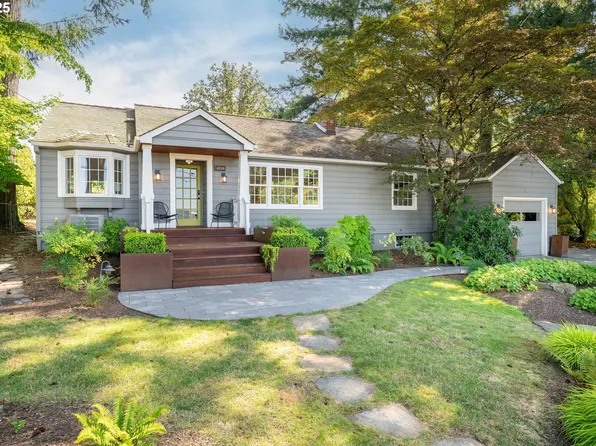 6328 SW Brugger St, Portland, OR 97219