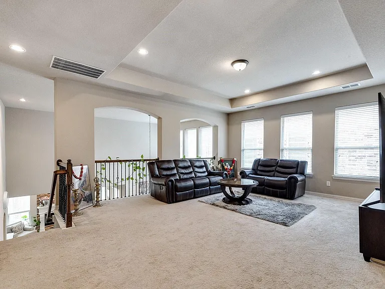 7148 Chelsea Dr — Photo 26