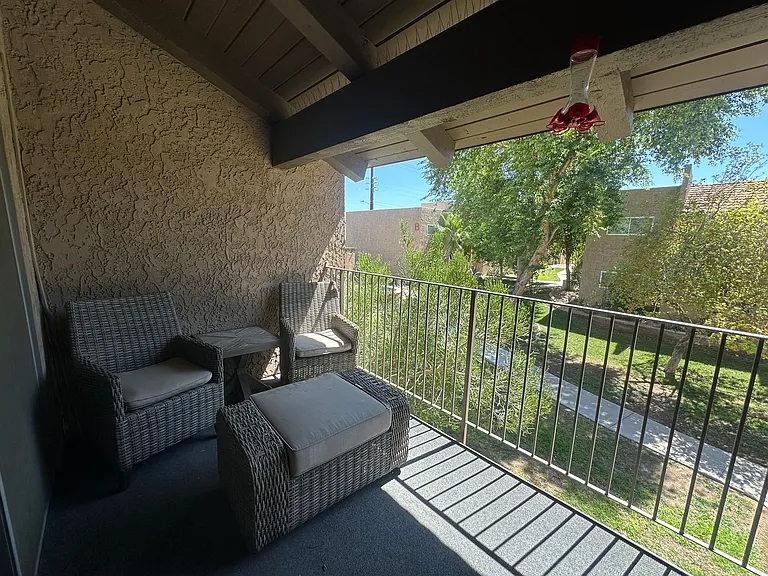 5525 E Thomas Rd #R8 — Photo 18