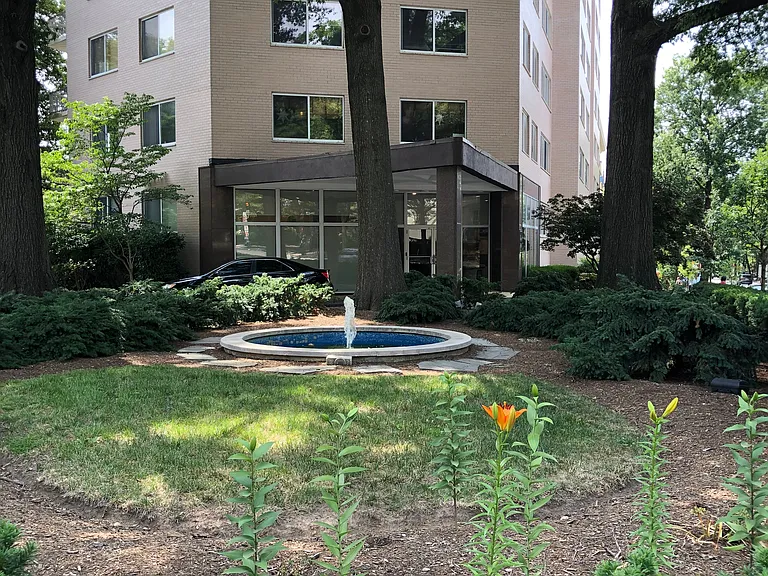 2829 Connecticut Ave NW — Photo 13
