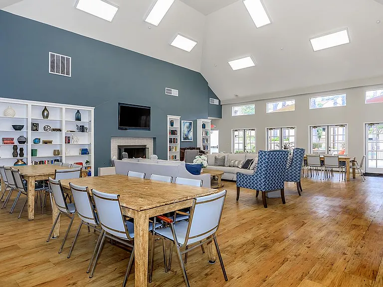 Heritage Pointe Senior Apartments — Photo 10