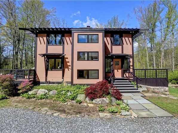 331 Miller Road, Bethany, CT 06524