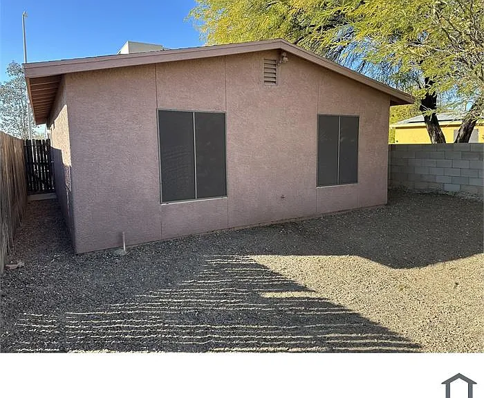 1825 S Jefferson Ave — Photo 14