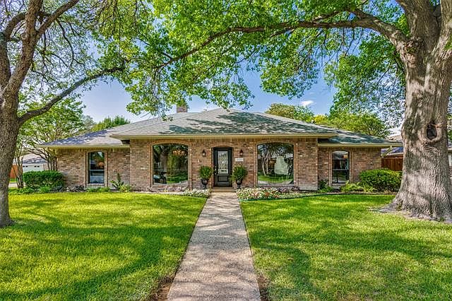 1st image of 2301 Blue Cypress Dr