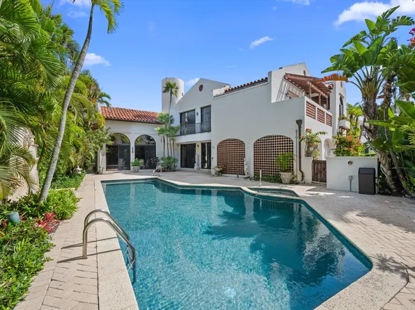 23 Sloans Curve Drive, Palm Beach, FL 33480