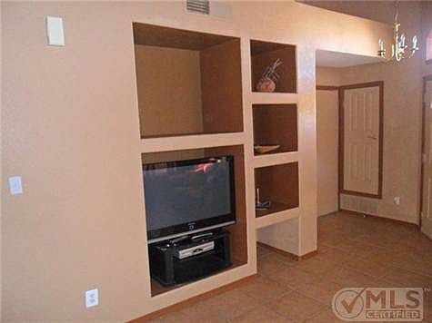 3rd image of 2229 Tierra Alegre Way
