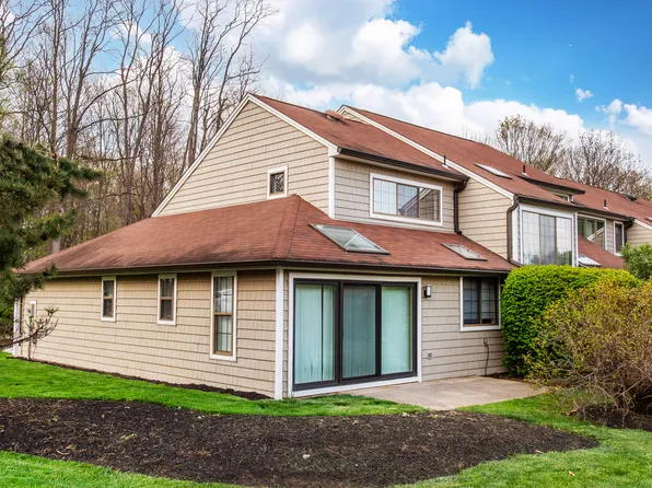 1006 Bryan Ct, Mine Hill, NJ 07803