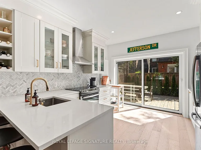 107 Gore Vale Ave — Photo 7