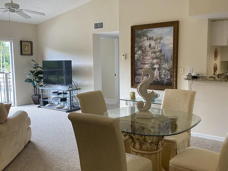 100 Crestwood Ct N #103 — Photo 6
