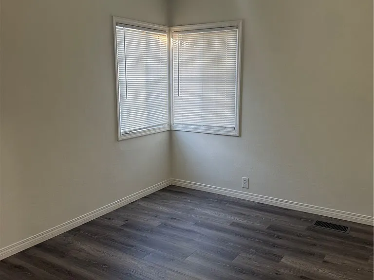 11286 San Mateo Dr — Photo 14