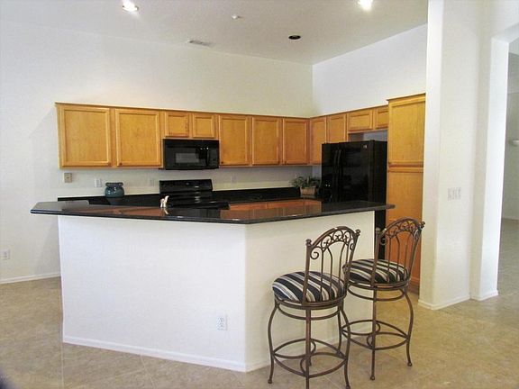Kitchen full