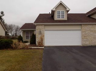 483 Prairie Knoll Dr, Poplar Grove, IL 61065