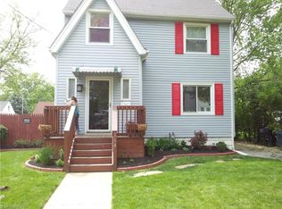 164 Longfellow St, Elyria, OH 44035