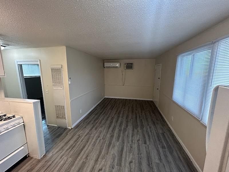 1st image of 708 N Lincoln St #11282440