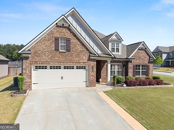 2nd image of 4431 Birch Meadow Trl