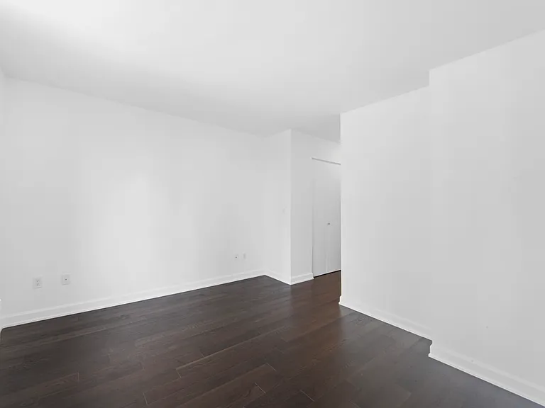 77 W 24th St #16J — Photo 6