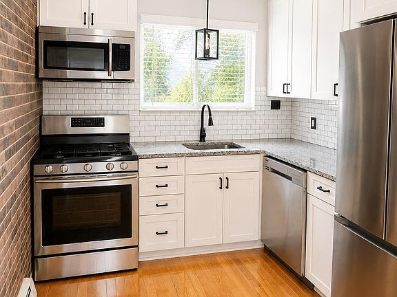 4th image of 433 Miller Ave APT 203