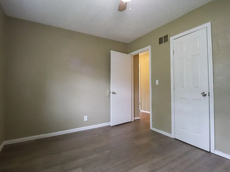 12539 E 20th Pl — Photo 10