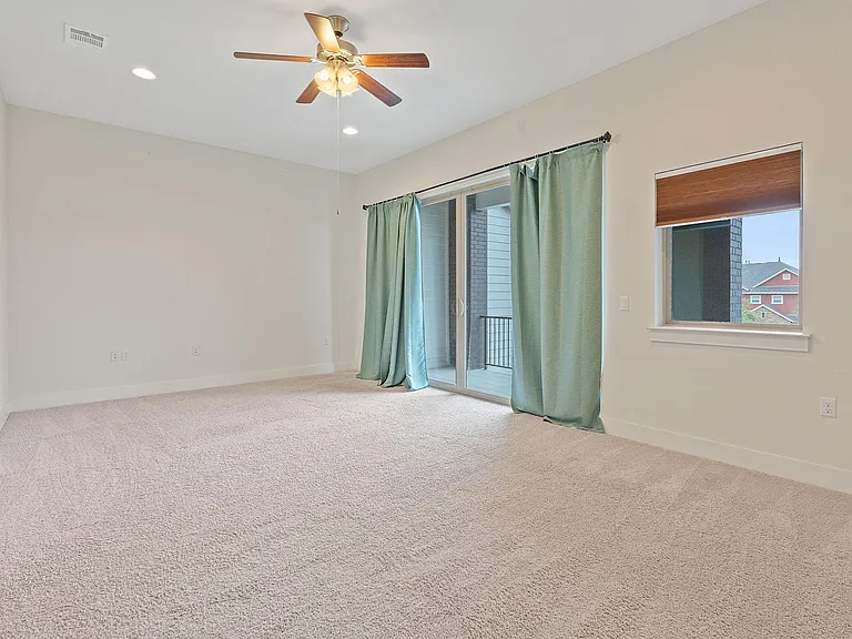 4211 Berkman Dr — Photo 16