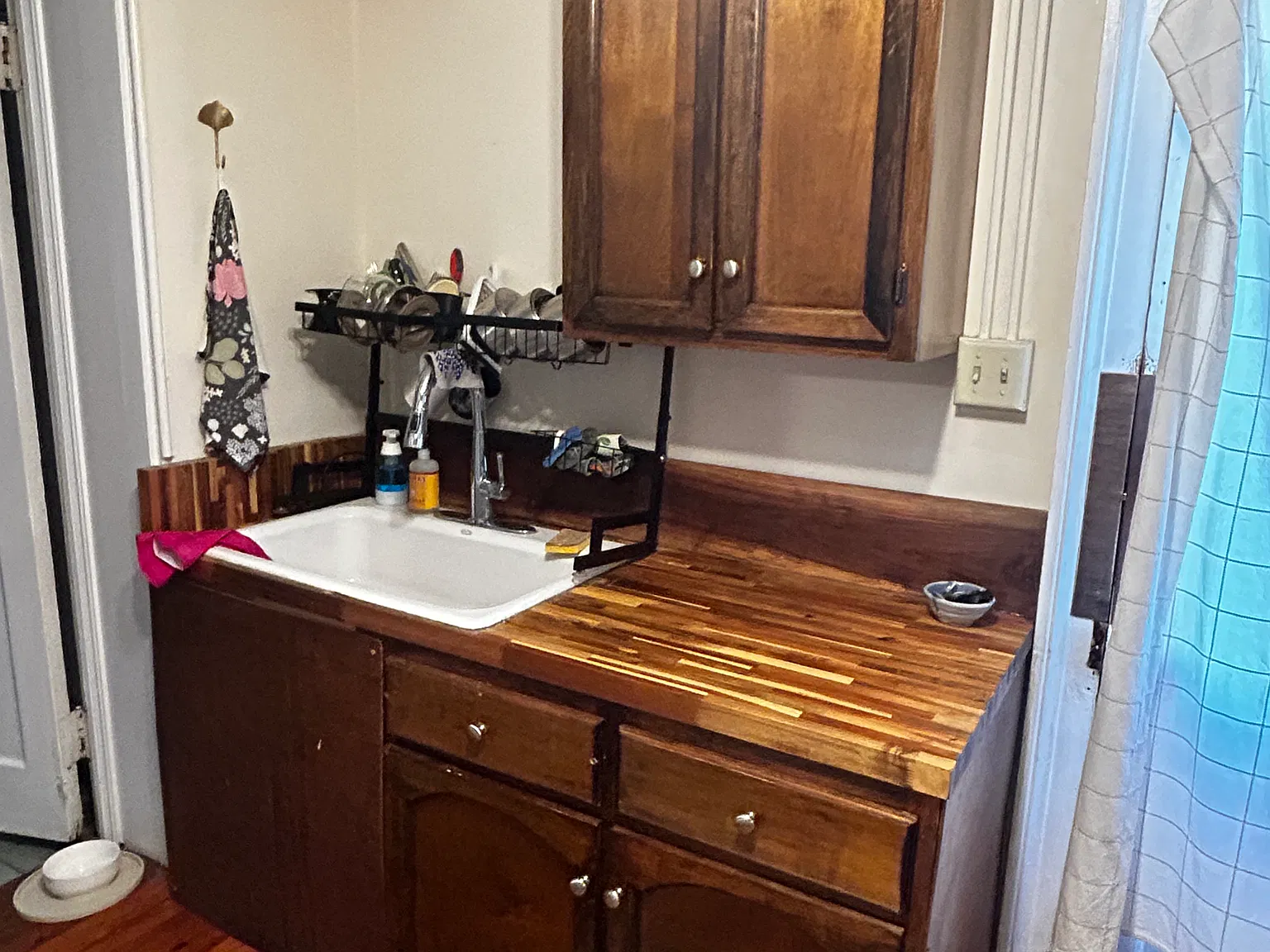 1 bed, 700 sqft, $975 — Photo 2