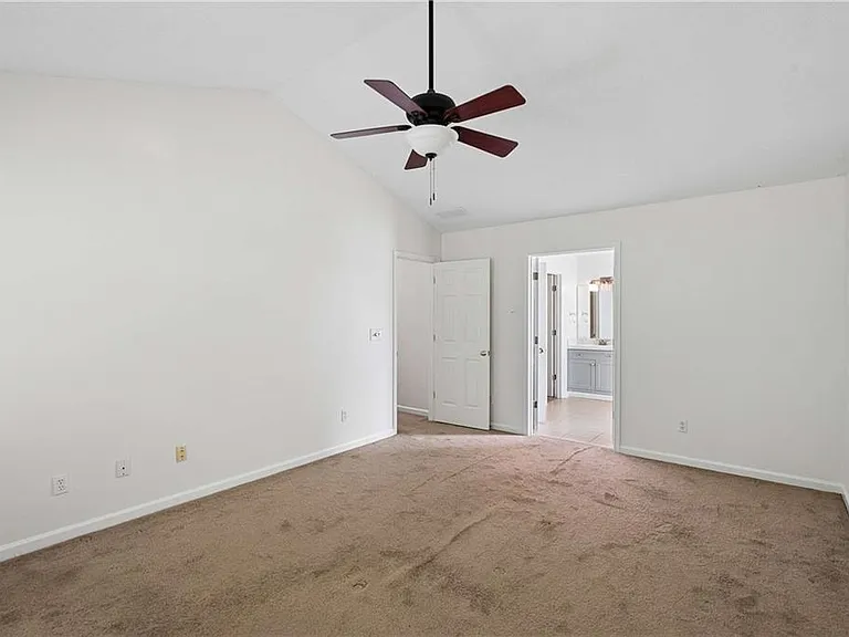 6285 Barwick Ln — Photo 21